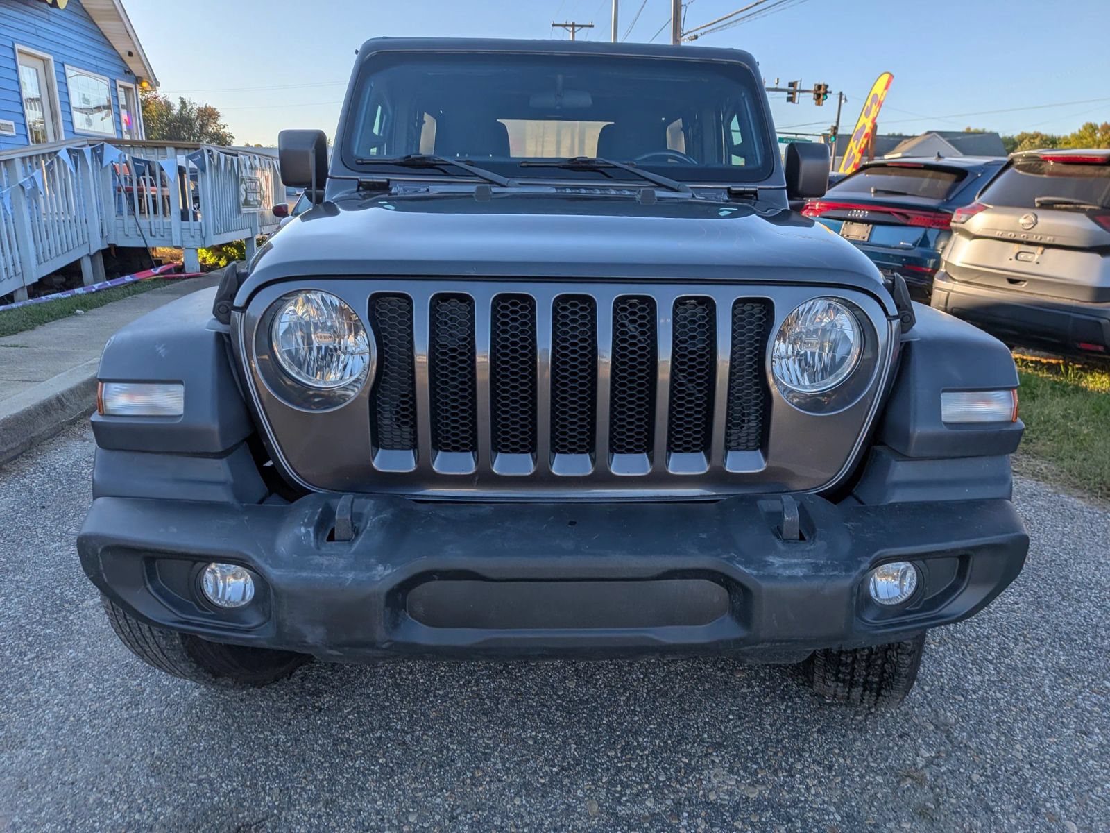 Used 2018 Jeep Wrangler Unlimited Sport S AWD/4WD image 9