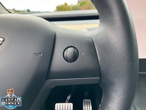 Used 2022 Tesla Model Y Performance AWD/4WD image 45