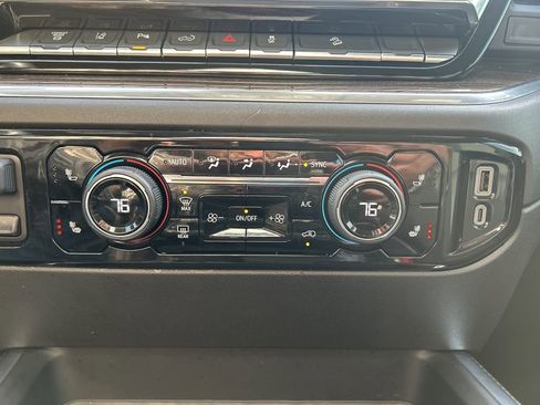 Used 2025 Chevrolet Silverado 2500 LT w/ Trail Boss Package image 39