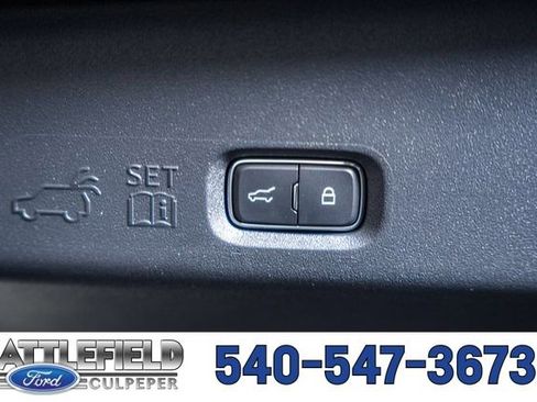 New 2025 Ford Expedition Platinum w/ Stealth Performance Package image 13