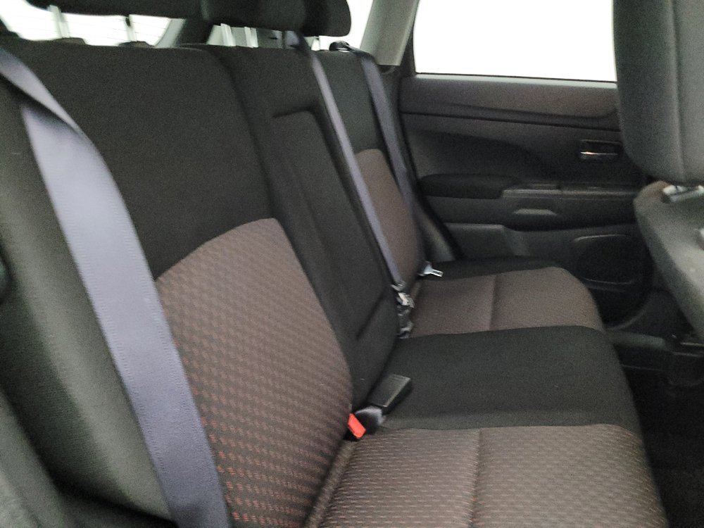 Used 2019 Mitsubishi Outlander Sport LE FWD image 19
