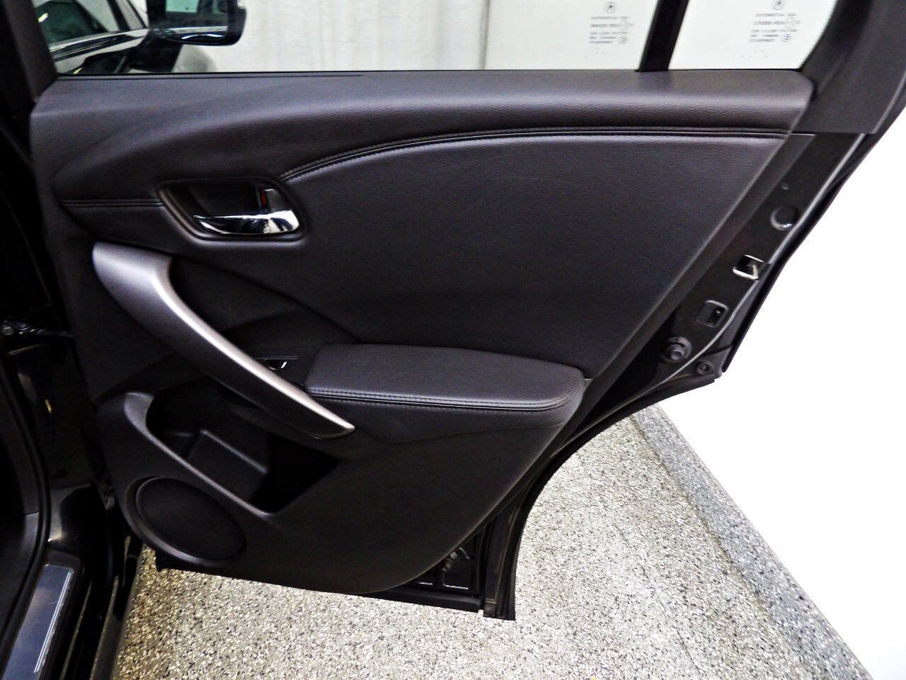 Used 2015 Acura RDX AWD image 12