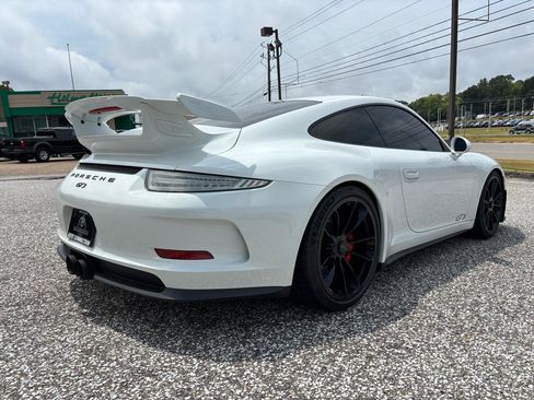 Used 2015 Porsche 911 GT3 RWD image 6