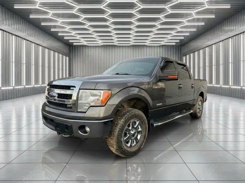 Used 2014 Ford F150 XLT w/ Equipment Group 302A Luxury AWD/4WD image 1