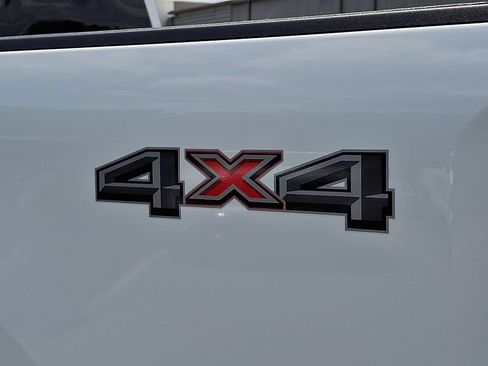 Used 2025 Ford F250 Lariat AWD/4WD image 31