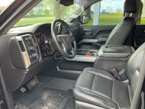 Used 2018 Chevrolet Silverado 1500 LTZ Z71 w/ LTZ Plus Package AWD/4WD image 9