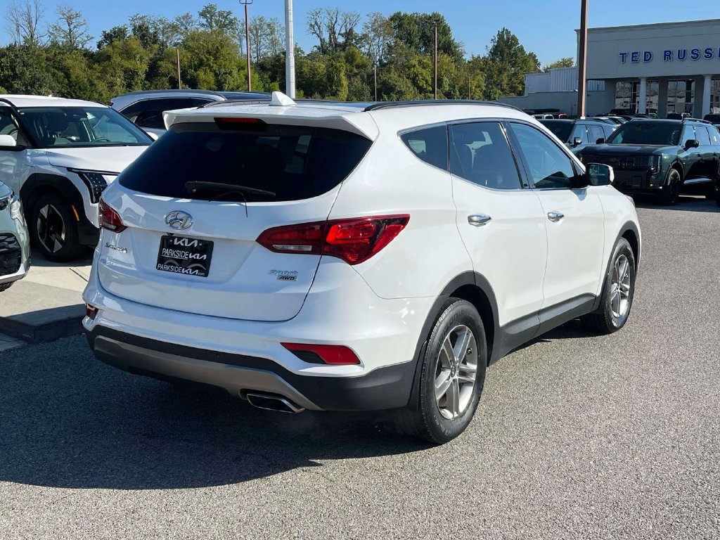Used 2018 Hyundai Santa Fe Sport w/ 2.4L Tech Package 04 AWD/4WD image 29