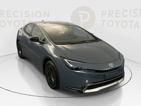 Certified 2025 Toyota Prius Plug-In Hybrid FWD image 1