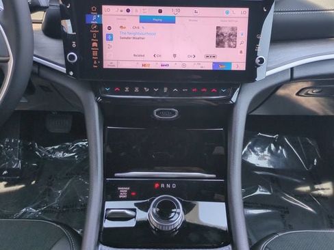 New 2026 Jeep Grand Cherokee L 4WD image 19
