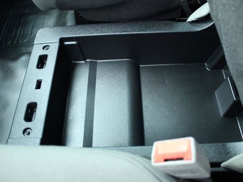 Used 2020 Ford F150 XL w/ Equipment Group 101A Mid RWD image 16