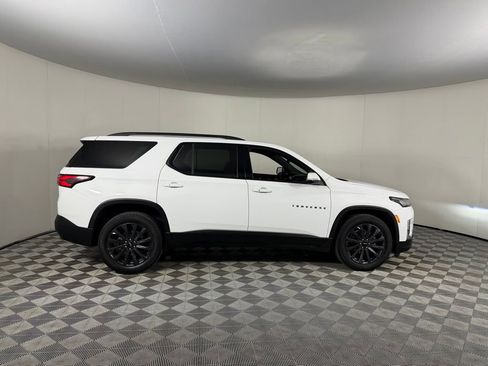 Used 2023 Chevrolet Traverse RS AWD/4WD image 5