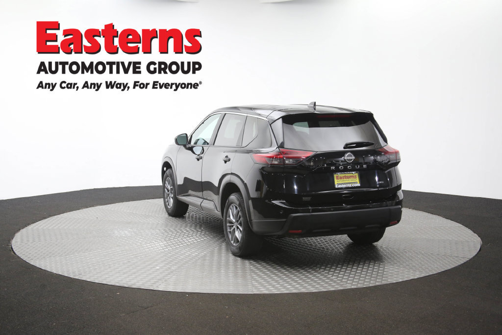 Used 2024 Nissan Rogue S AWD/4WD image 67