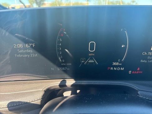 Used 2024 Cadillac XT4 Premium Luxury image 13