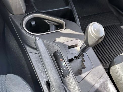 Used 2018 Toyota RAV4 LE image 26