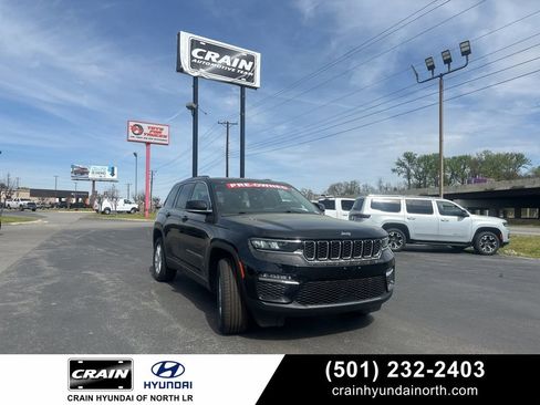 Used 2023 Jeep Grand Cherokee Limited image 1