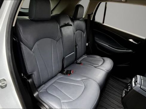 Used 2019 Buick Envision Essence FWD image 24