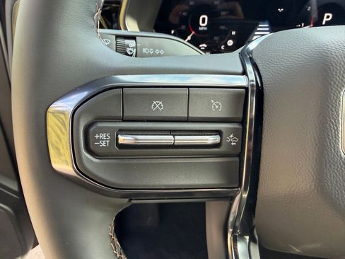 New 2026 GMC Canyon AT4 AWD/4WD image 15