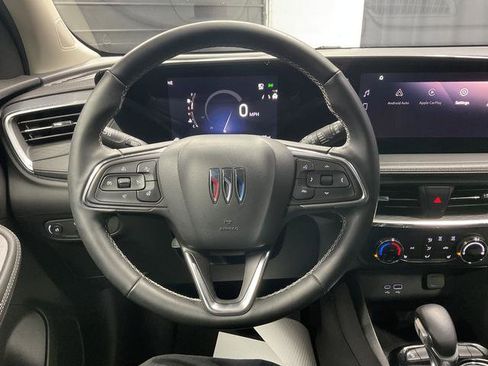 Used 2024 Buick Encore GX Preferred w/ Comfort Package FWD image 18