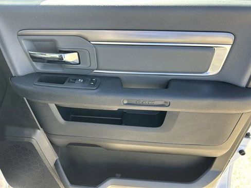 Used 2024 RAM 1500 Classic SLT image 21