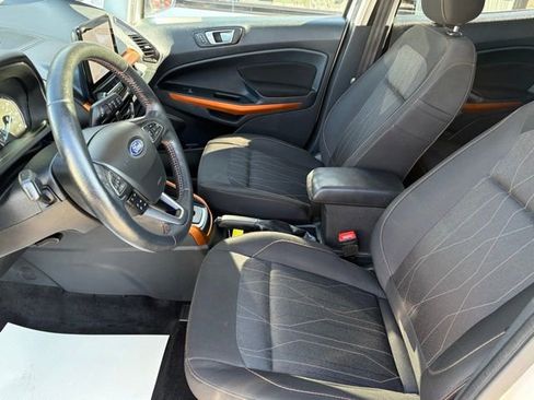 Used 2022 Ford EcoSport SE w/ SE Convenience Package image 10
