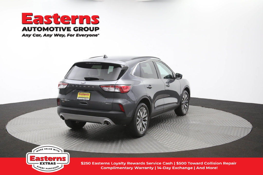Used 2021 Ford Escape Titanium AWD/4WD image 42