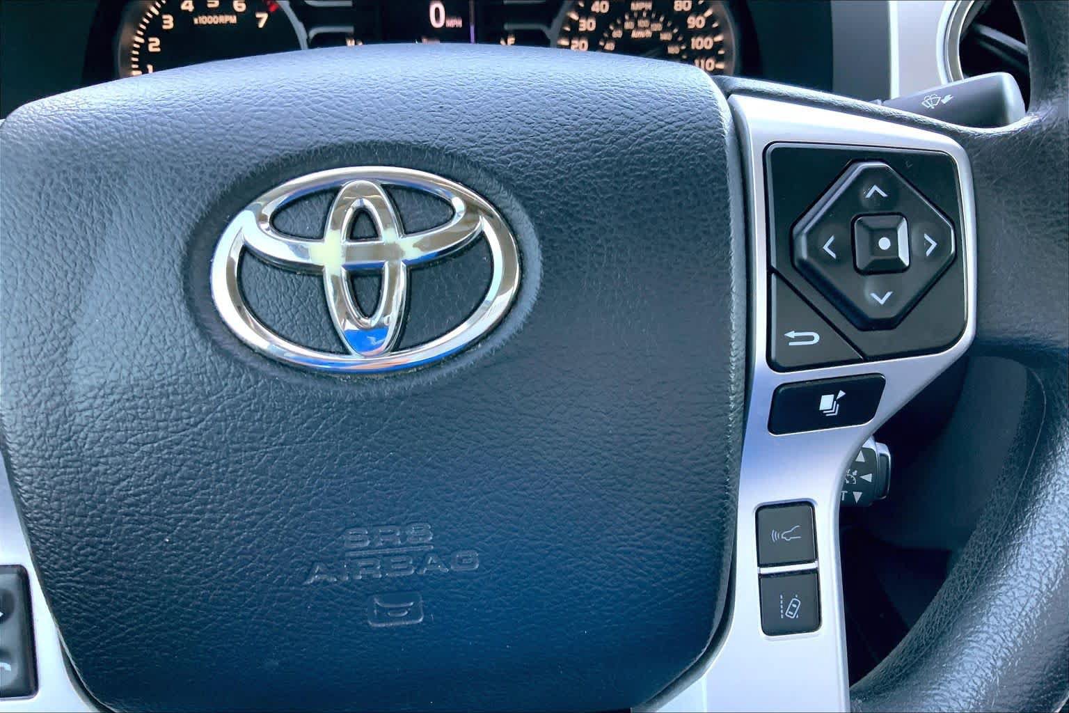 Used 2019 Toyota Tundra SR5 w/ SR5 Upgrade Package AWD/4WD image 25