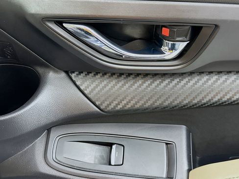 Used 2024 Subaru Ascent Premium w/ Convenience Package image 30