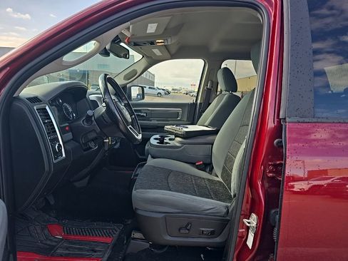 Used 2019 RAM 1500 Big Horn AWD/4WD image 9