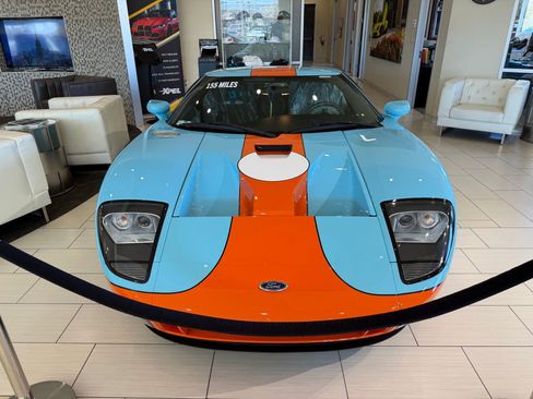 Used 2006 Ford GT image 92