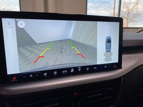 Used 2025 Ford Escape Platinum image 27