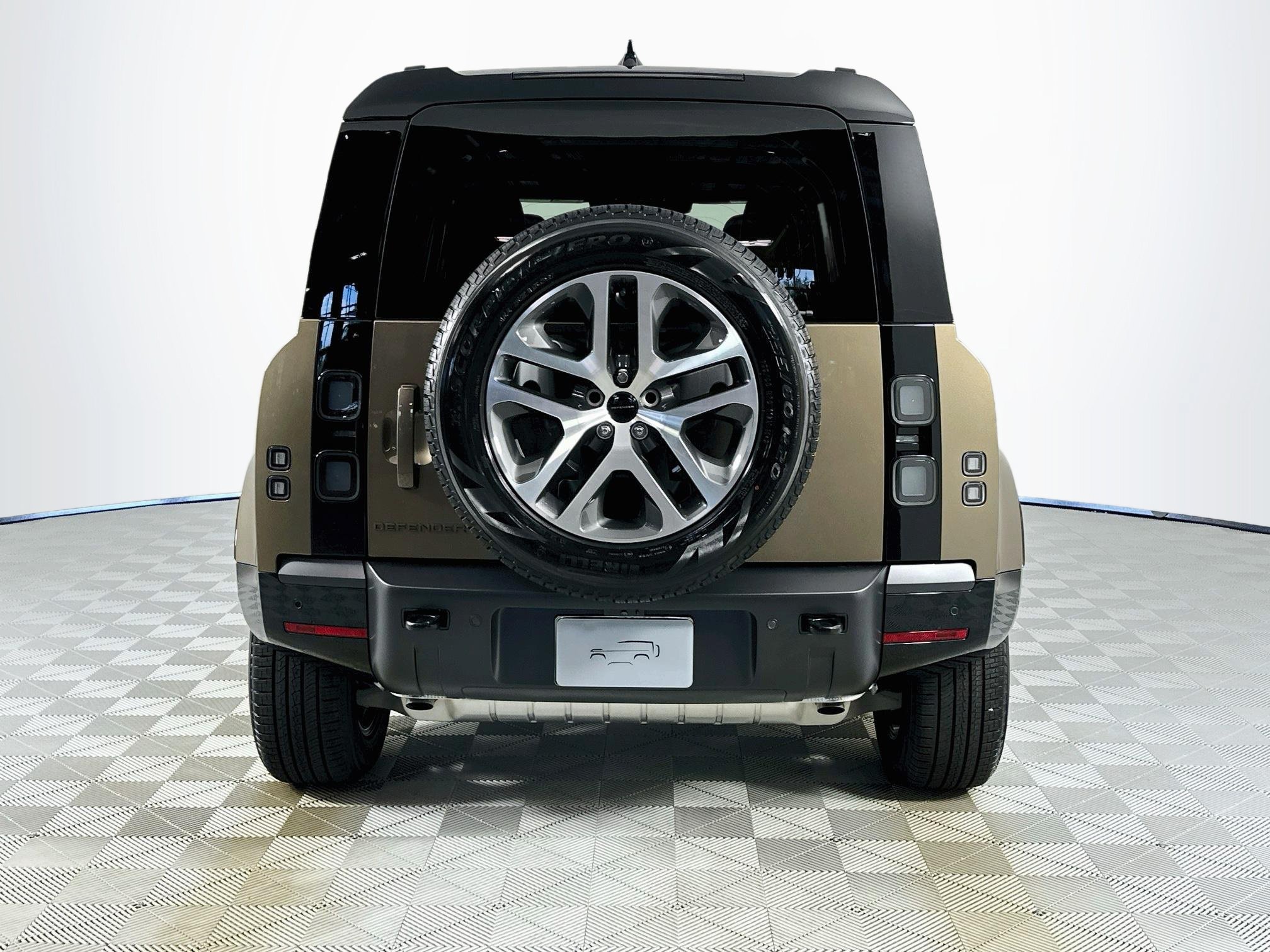 New 2026 Land Rover Defender 110 X-Dynamic SE AWD/4WD image 6