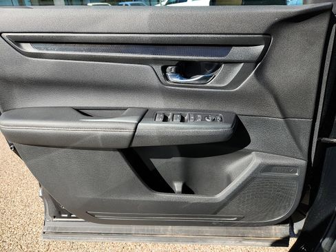 Used 2025 Honda CR-V Sport image 15