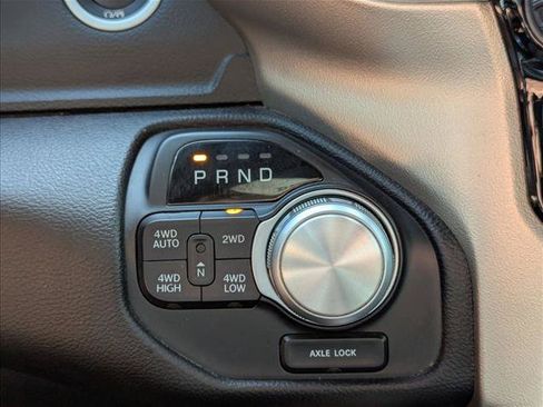 Used 2019 RAM 1500 Laramie w/ Sport Appearance Package AWD/4WD image 11