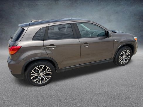 Used 2019 Mitsubishi Outlander Sport ES FWD image 5