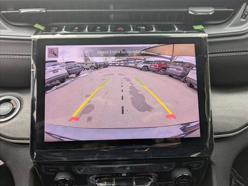 New 2025 Jeep Grand Cherokee L Limited image 12