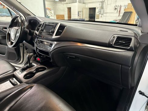 Used 2017 Honda Ridgeline RTL image 47