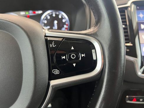 Used 2017 Volvo XC90 T6 Momentum w/ Vision Package AWD/4WD image 25