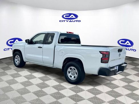 Used 2023 Nissan Frontier S RWD image 5