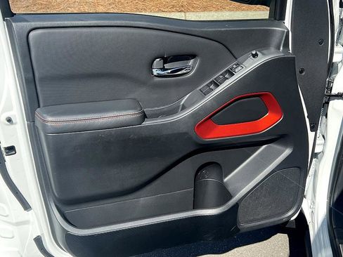 Certified 2023 Nissan Frontier PRO-4X w/ Pro Convenience Package image 19