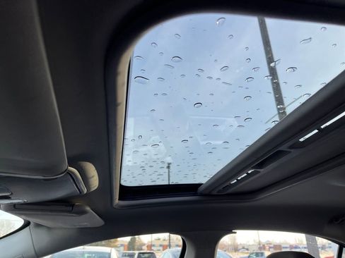 Used 2005 Pontiac G6 GT w/ Premium Value Package image 13