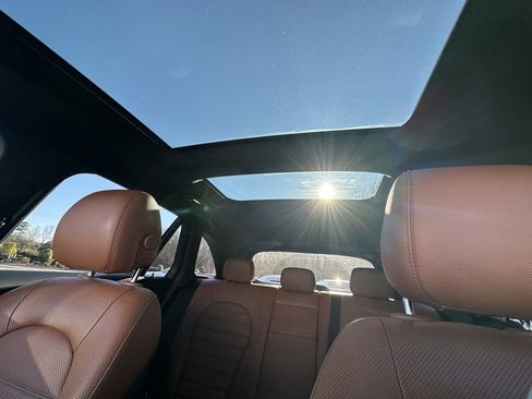 Certified 2021 Mercedes-Benz GLC 300 image 34