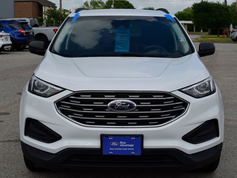 Certified 2020 Ford Edge SE FWD image 2