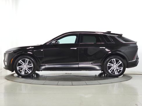 Certified 2024 Cadillac Lyriq Tech AWD/4WD image 2