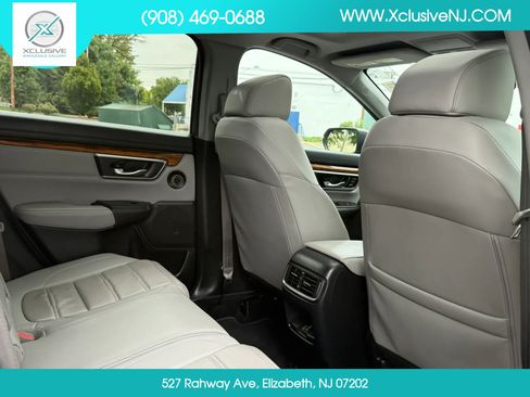 Used 2018 Honda CR-V Touring image 29