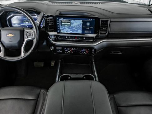 Used 2025 Chevrolet Silverado 3500 LTZ w/ LTZ Convenience Package AWD/4WD image 14
