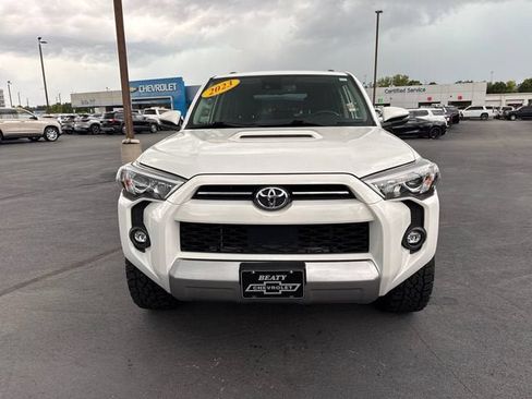 Used 2023 Toyota 4Runner TRD Off-Road Premium AWD/4WD image 8
