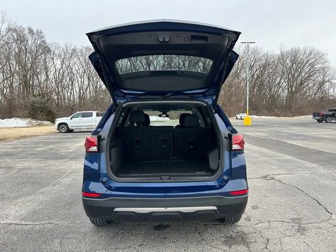 Used 2023 Chevrolet Equinox LT image 17