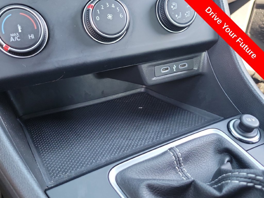 Used 2024 Volkswagen Jetta Sport FWD image 12