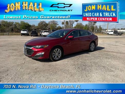 Used 2021 Chevrolet Malibu LT image 2