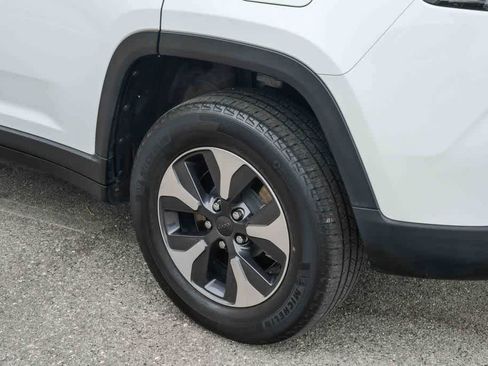 Used 2022 Jeep Grand Cherokee Limited 4xe AWD/4WD image 12